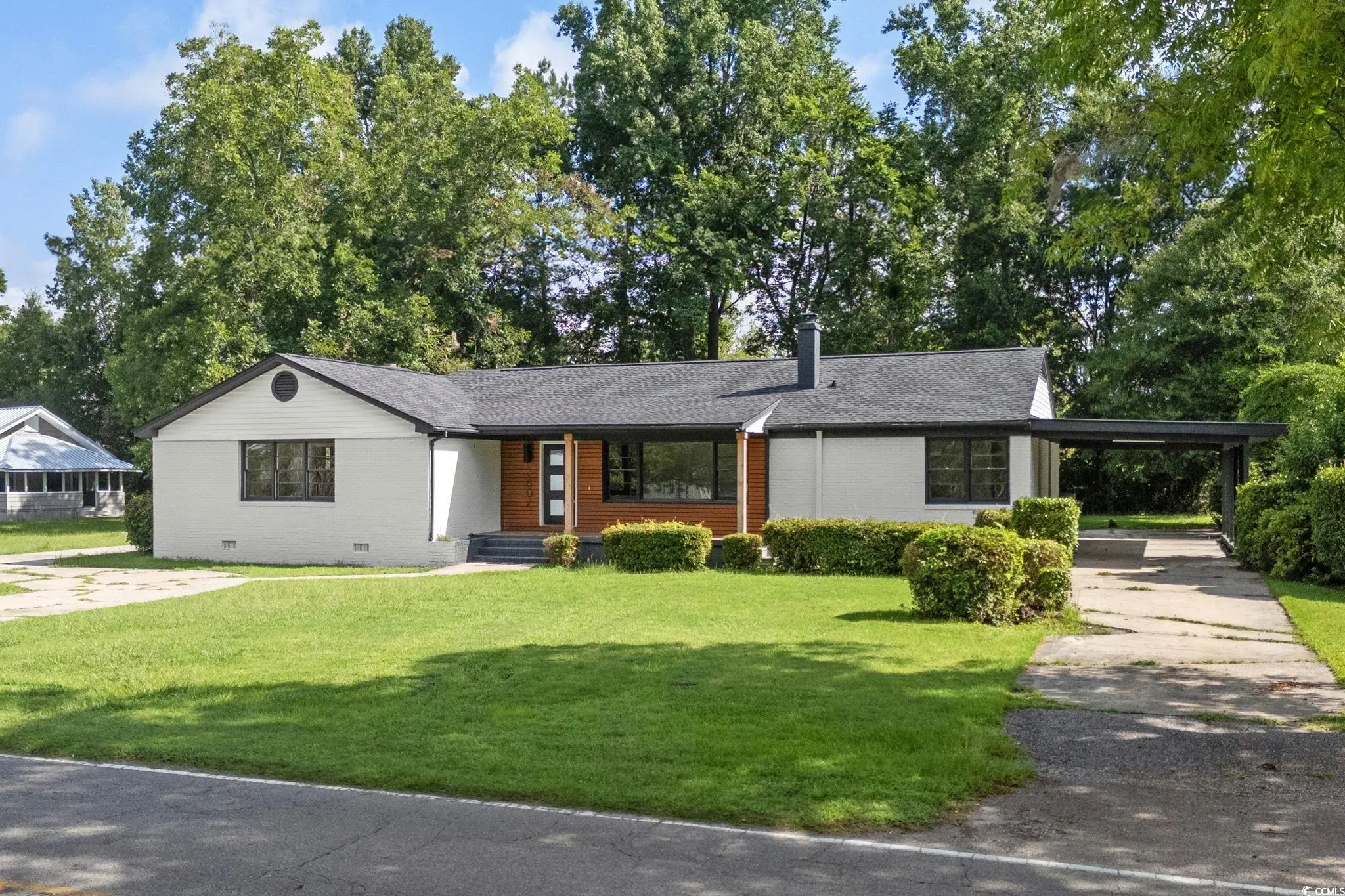 Photo of Listing #2522074