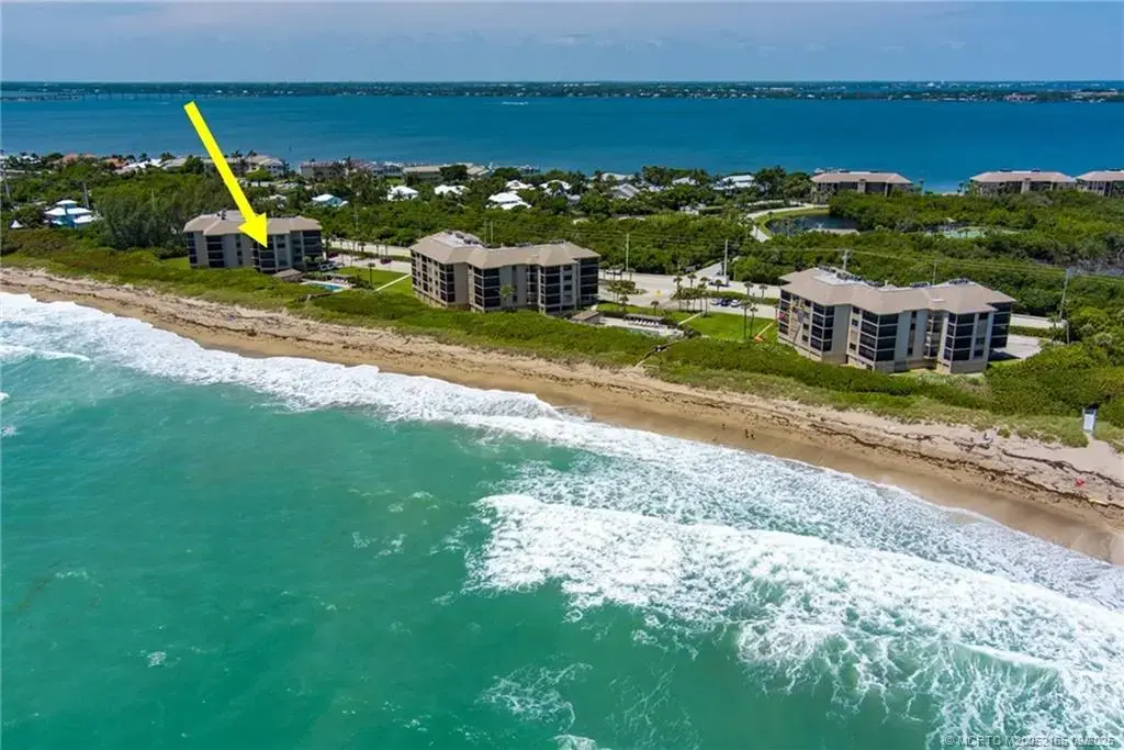 2491 Ocean Boulevard 302, Stuart