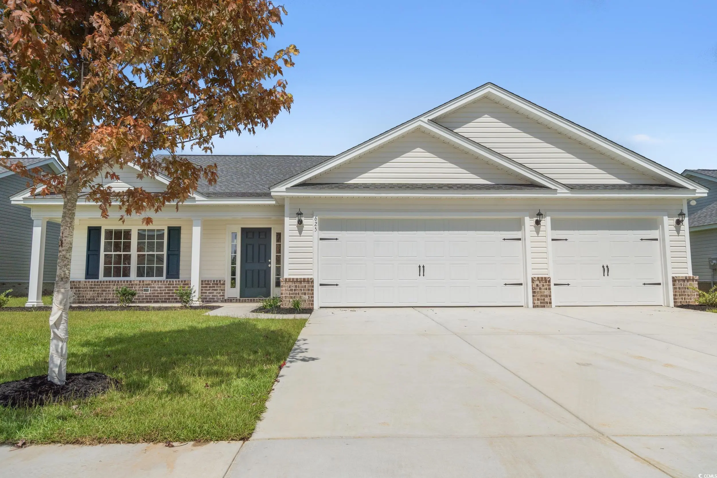 Photo of Listing #2523000