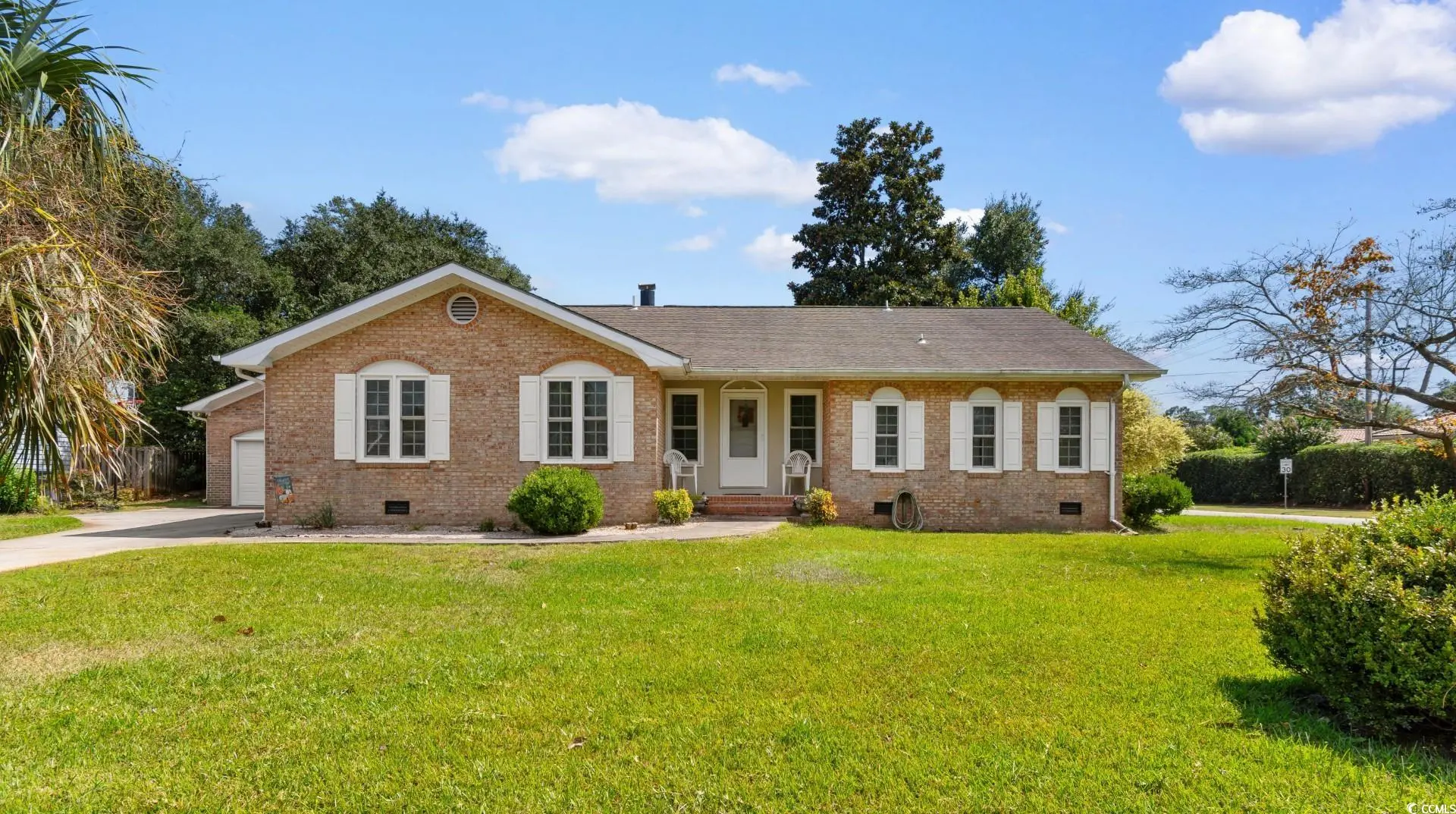 Photo of Listing #2523183