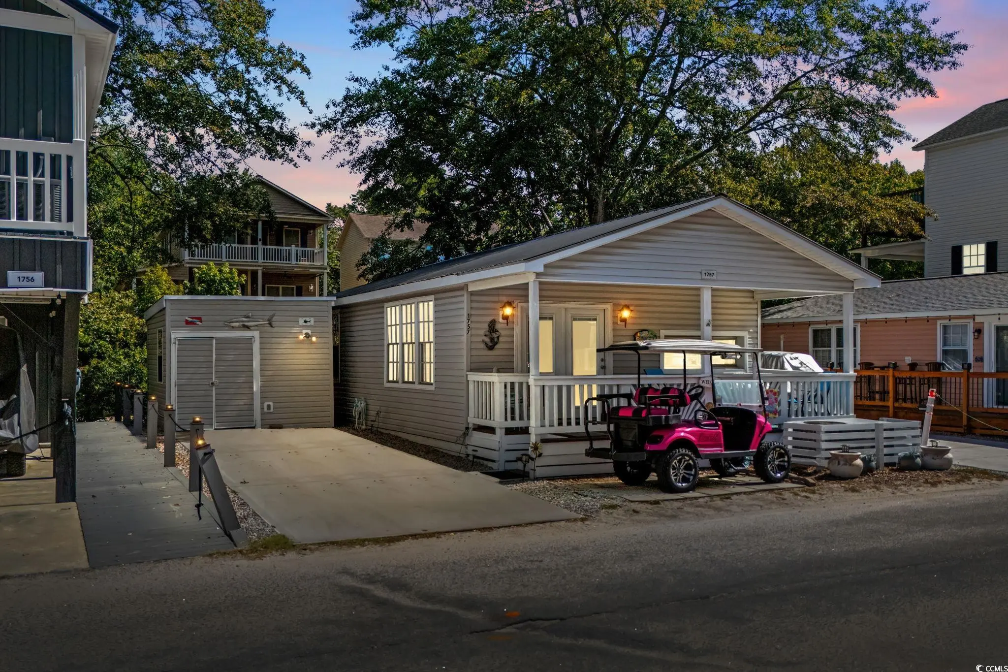 Photo of Listing #2523207