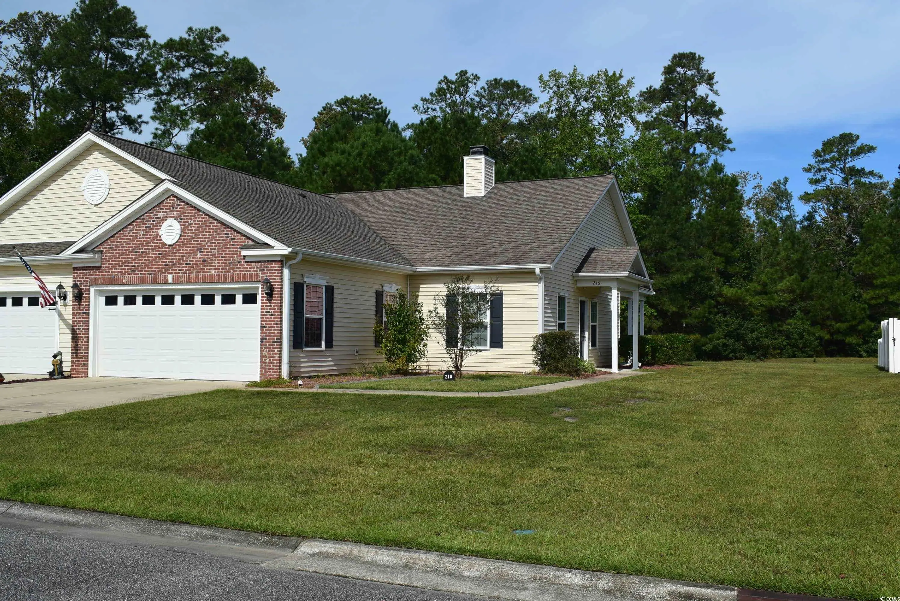 Photo of Listing #2524793