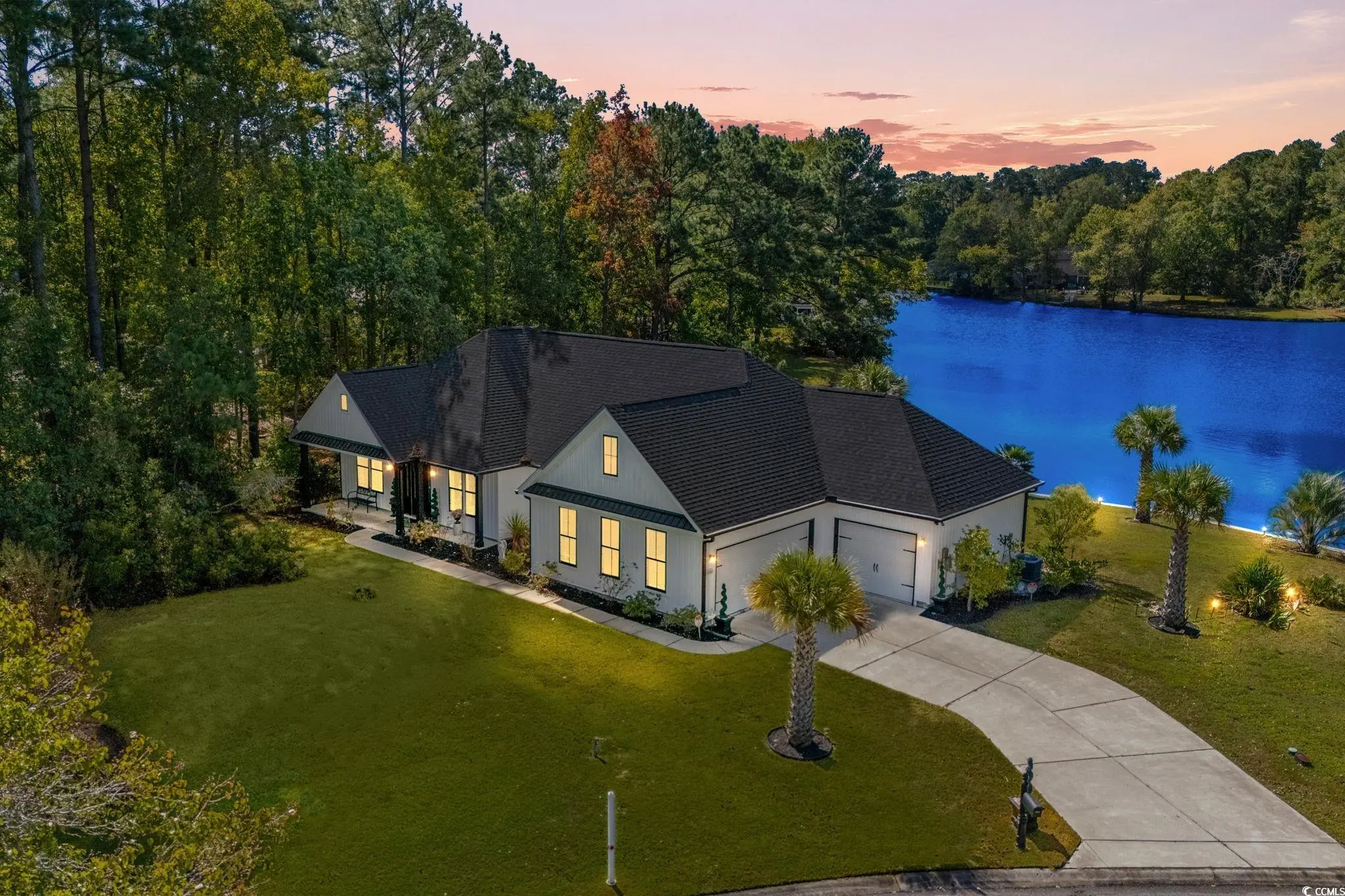 Photo of Listing #2525103