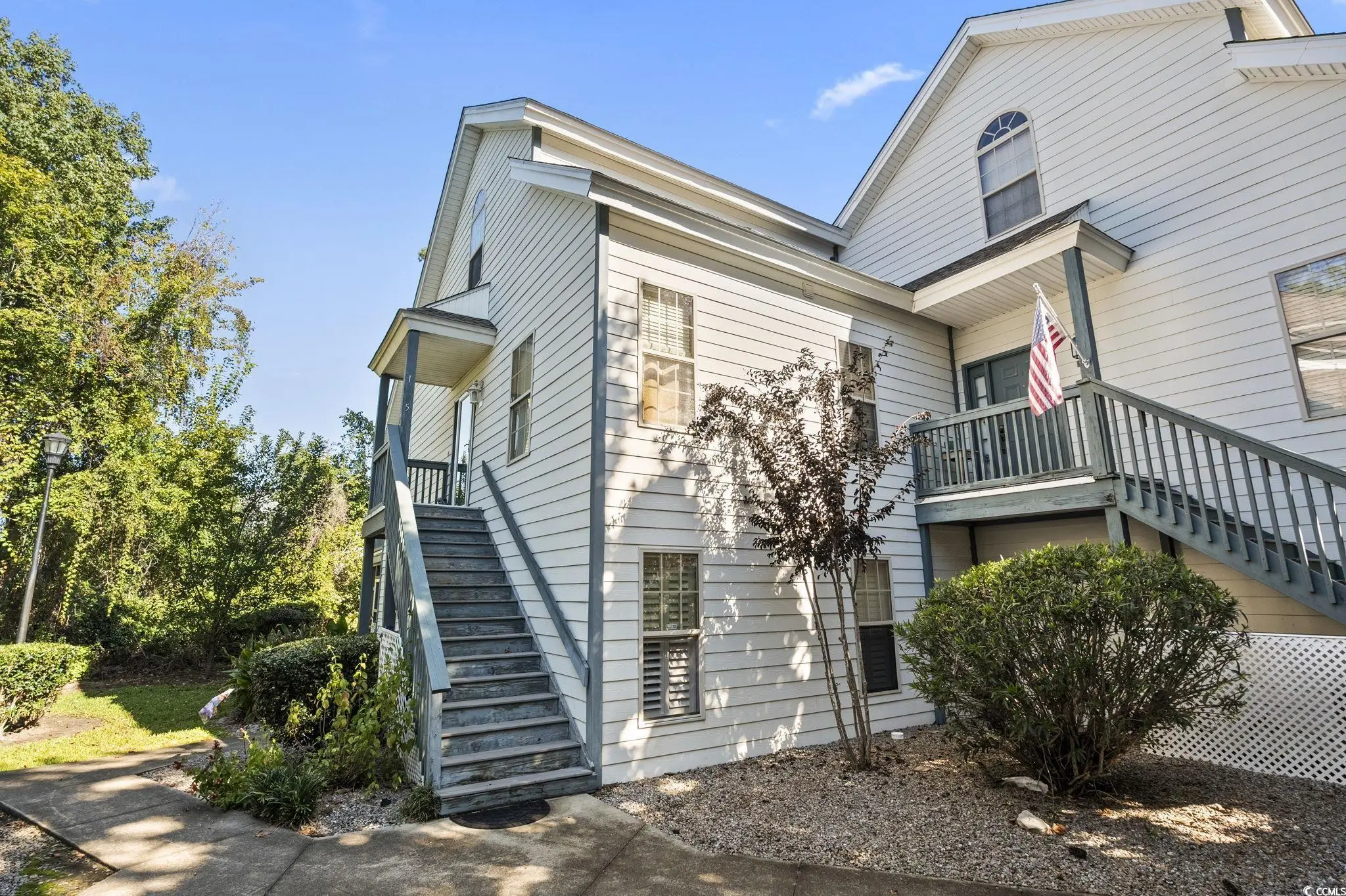 Photo of Listing #2525456