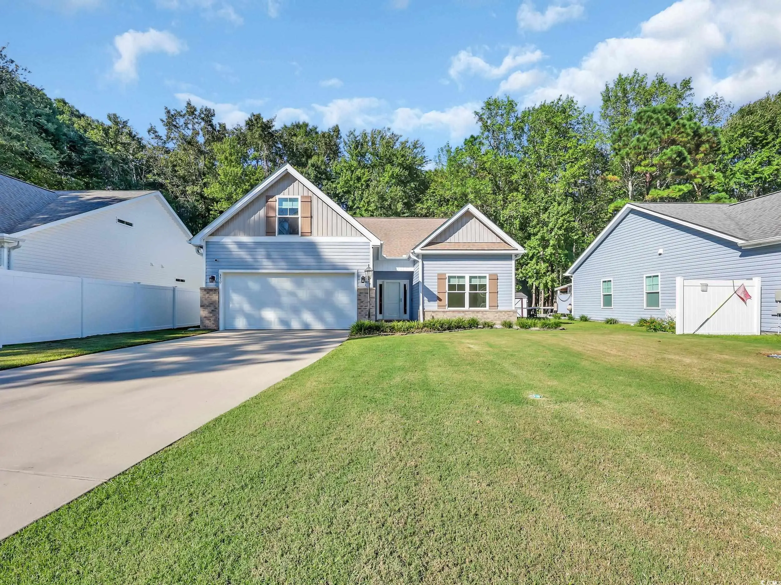 Photo of Listing #2525764