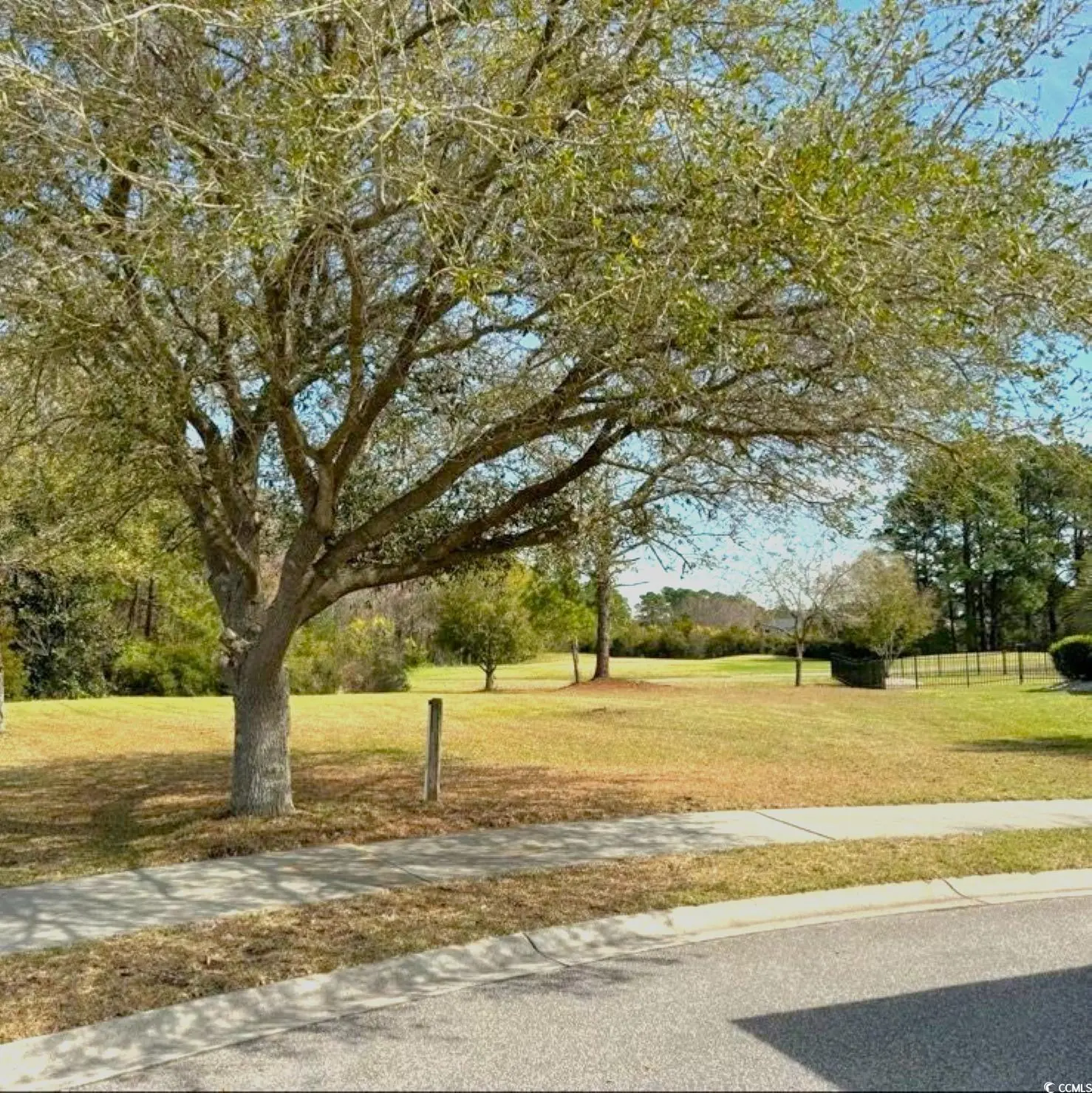 Photo of Listing #2525796