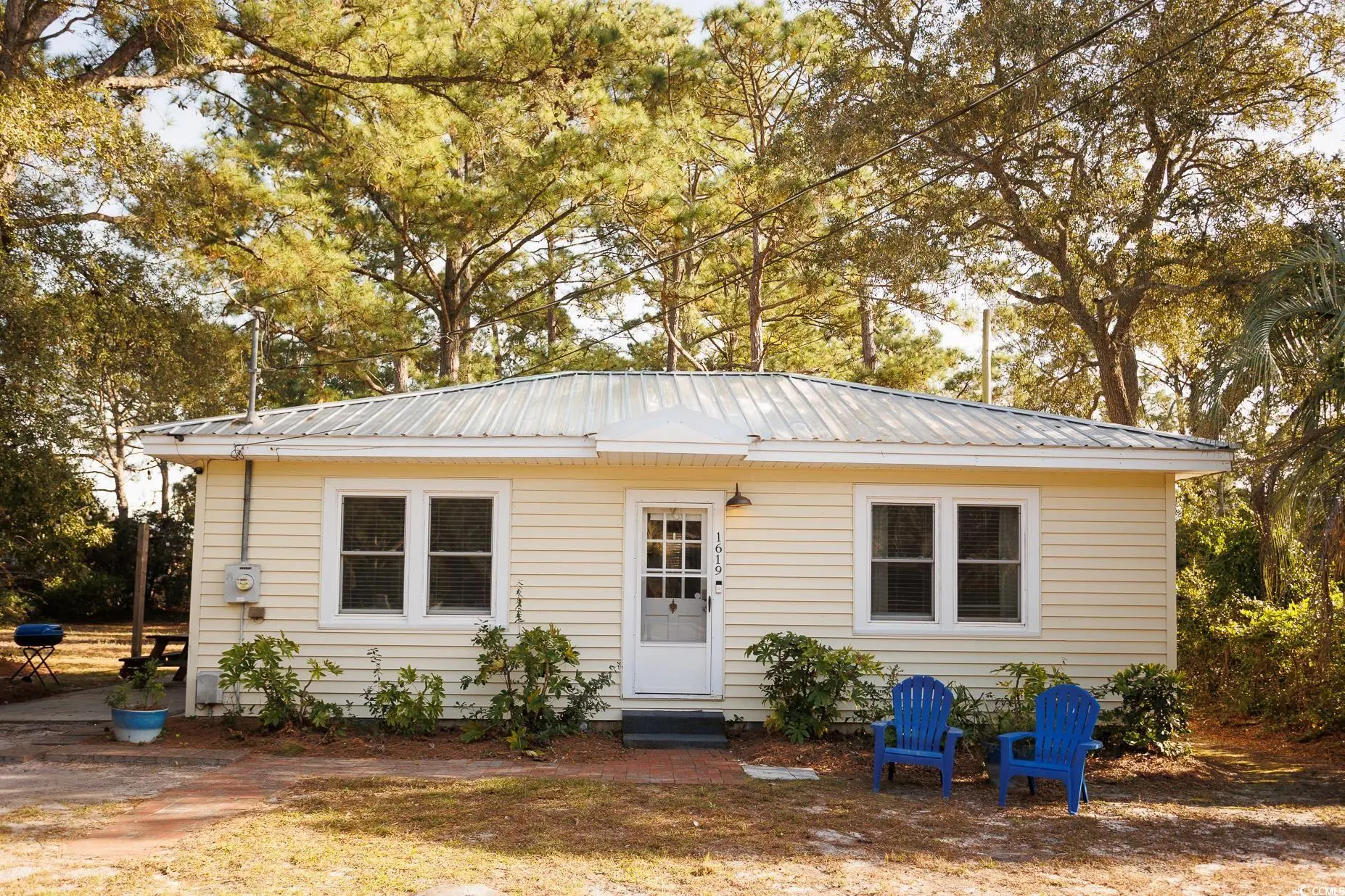 Photo of Listing #2525871