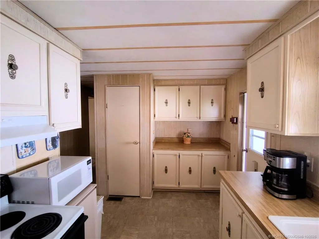 5 of 62 - 2540 Penny Lane, Stuart, FL