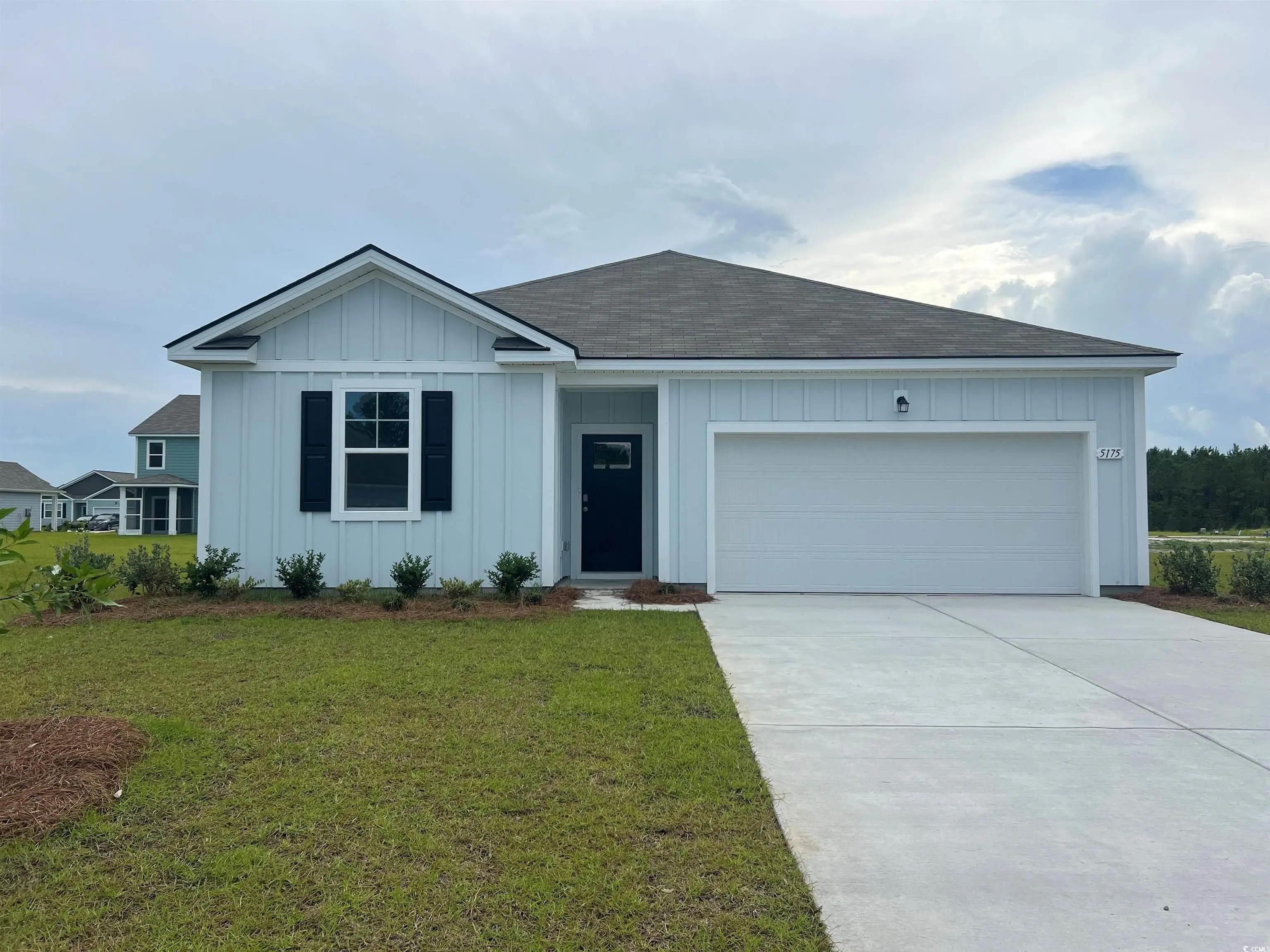 Photo of Listing #2526042