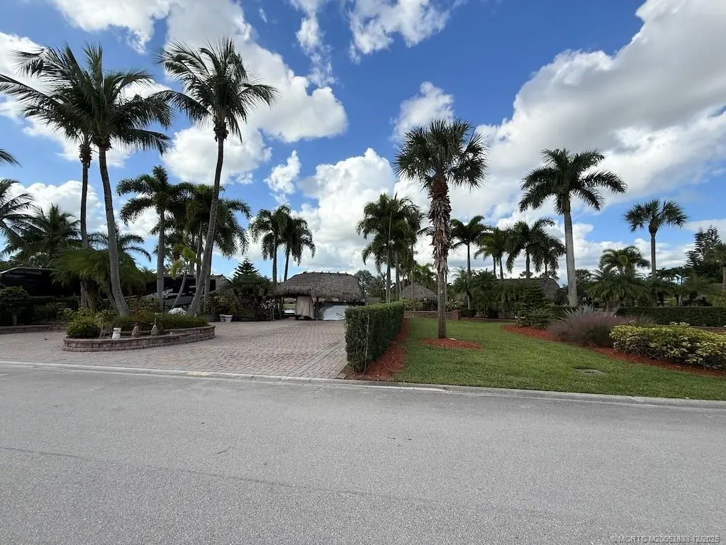492 Boundary Drive, Port St. Lucie
