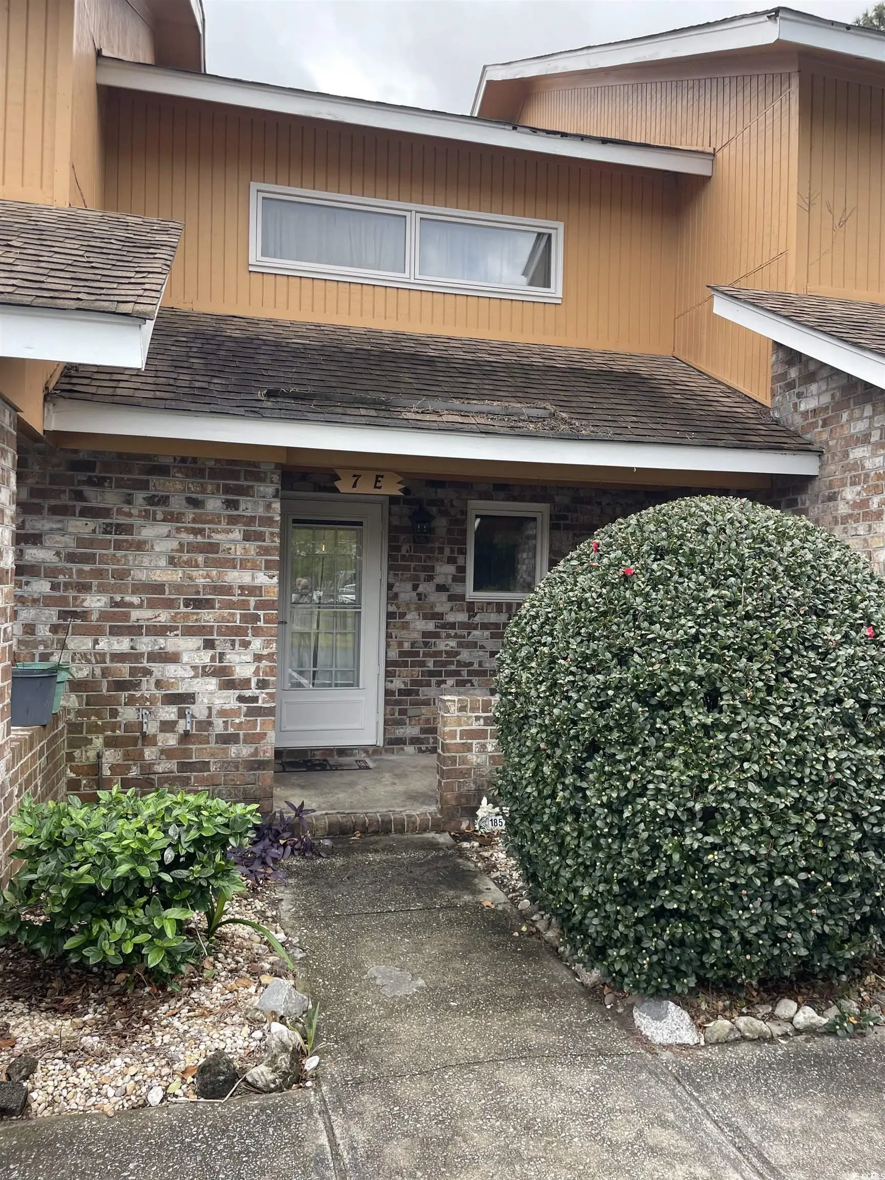 Photo of Listing #2526549