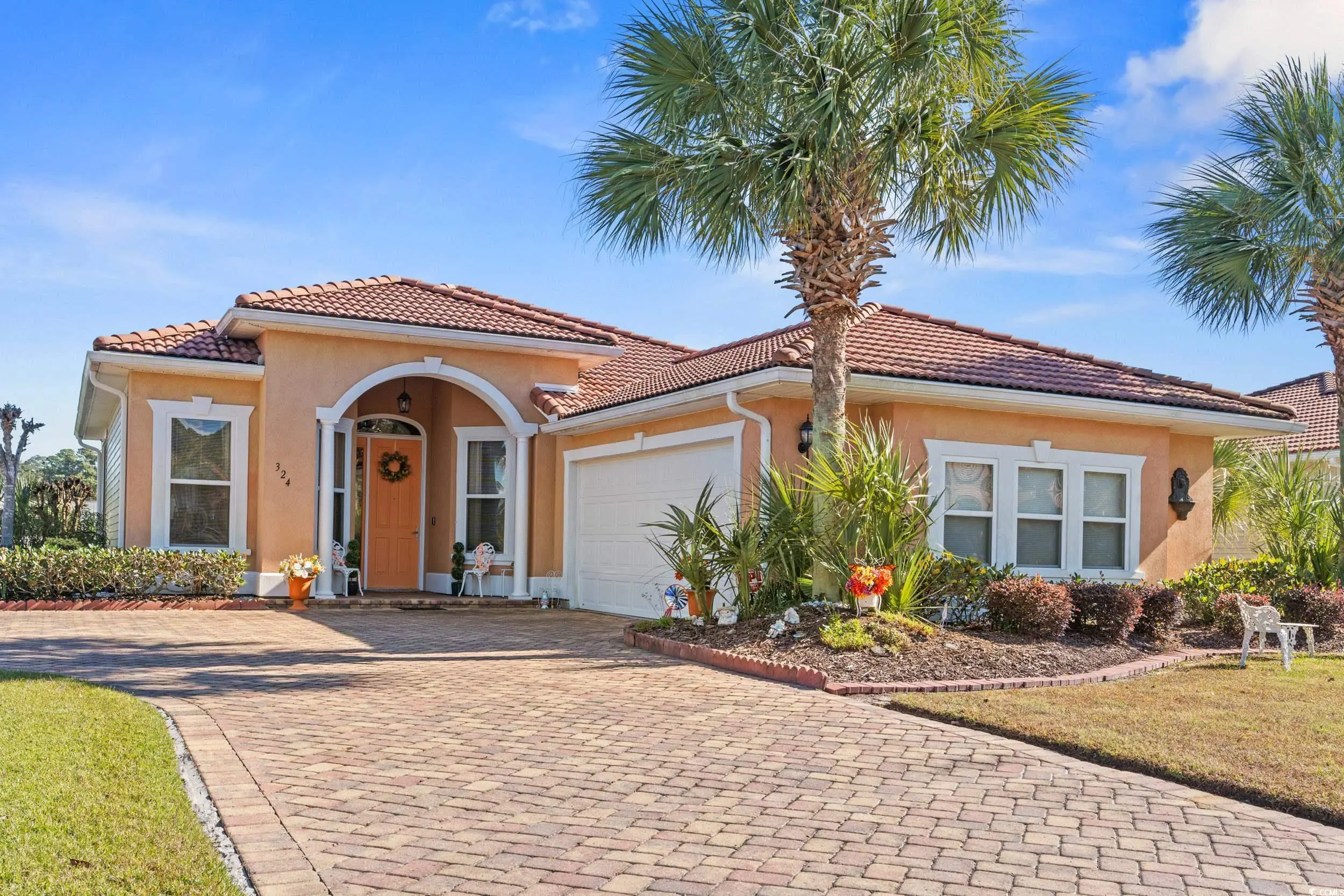 Photo of Listing #2527219