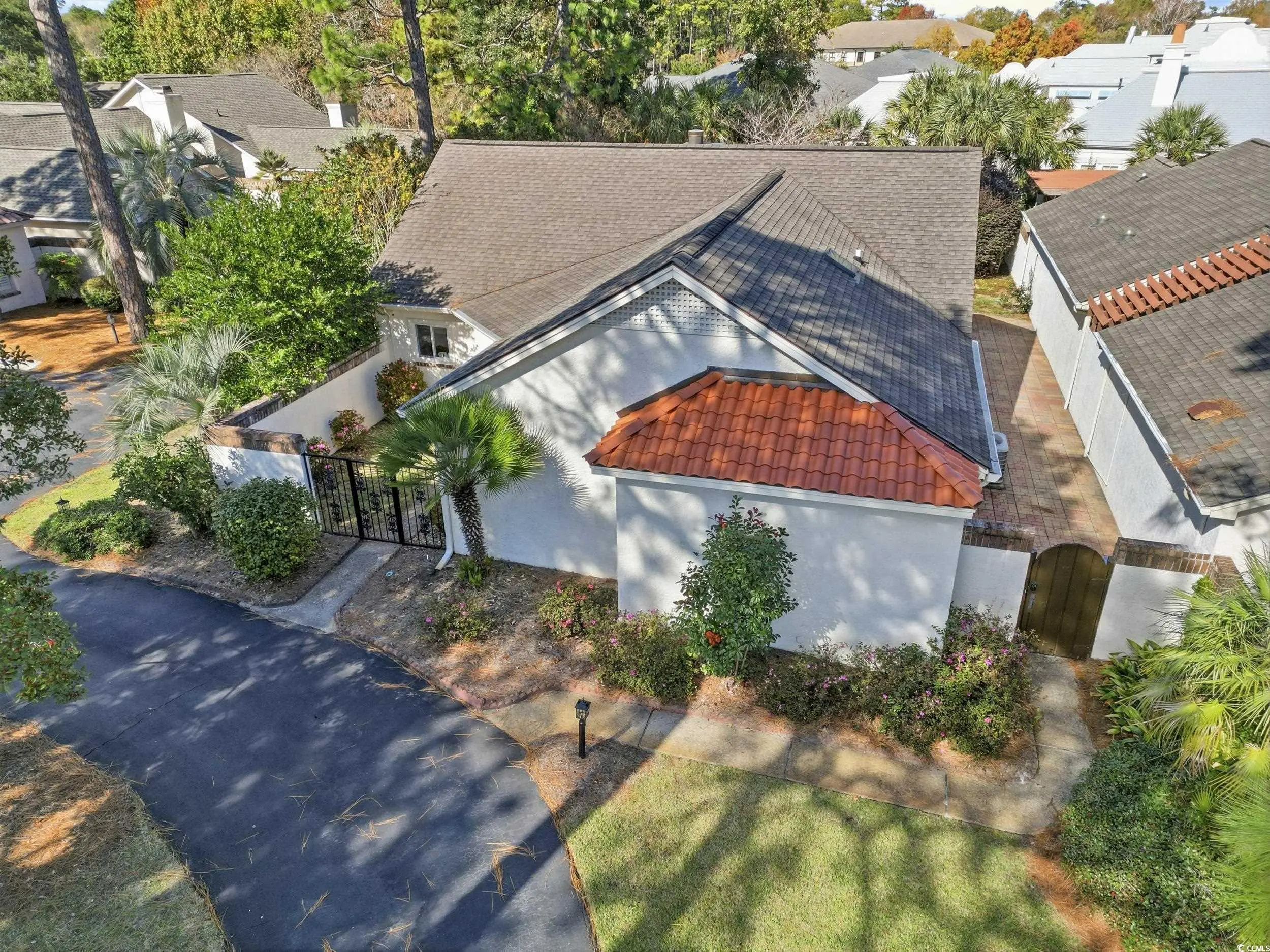 Photo of Listing #2527229