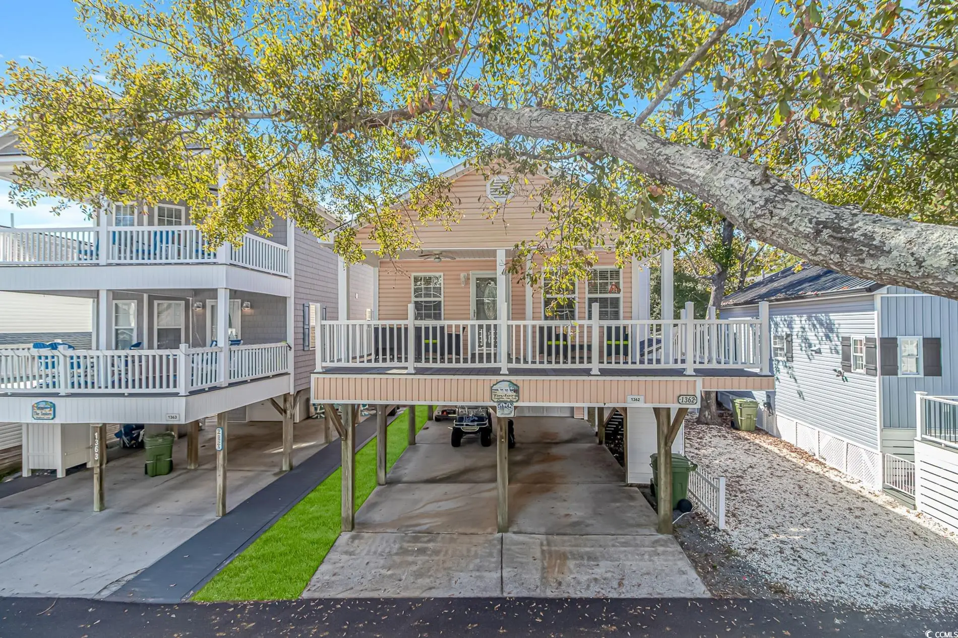 Photo of Listing #2527343