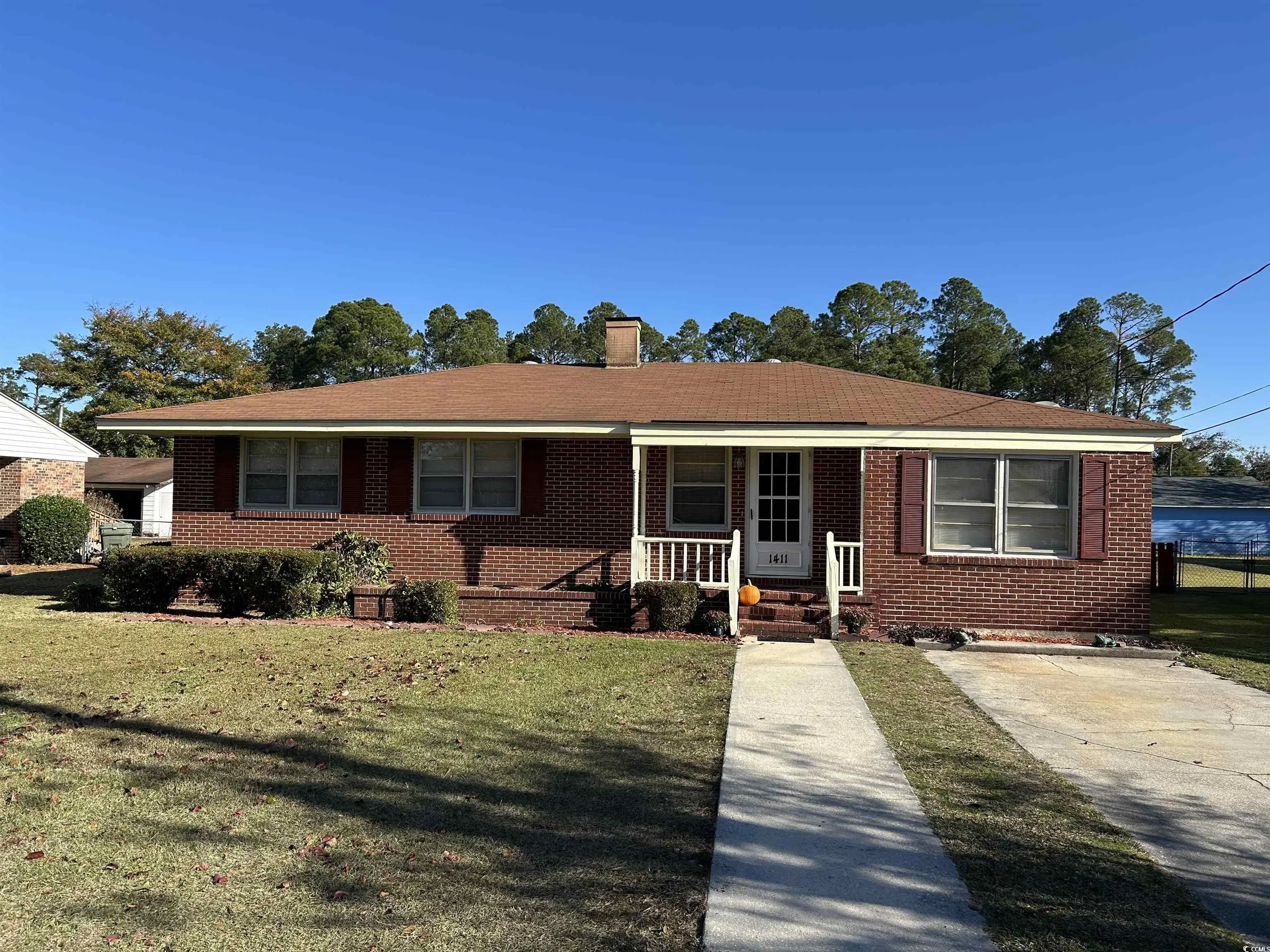 Photo of Listing #2527472