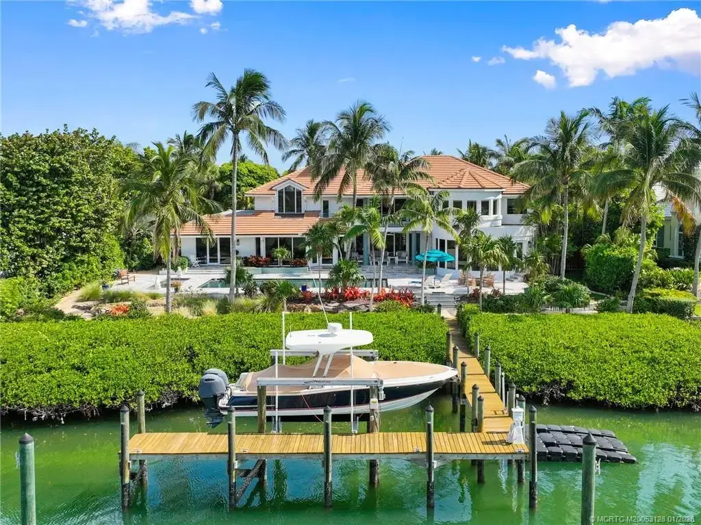 6460 Harbor Circle, Stuart