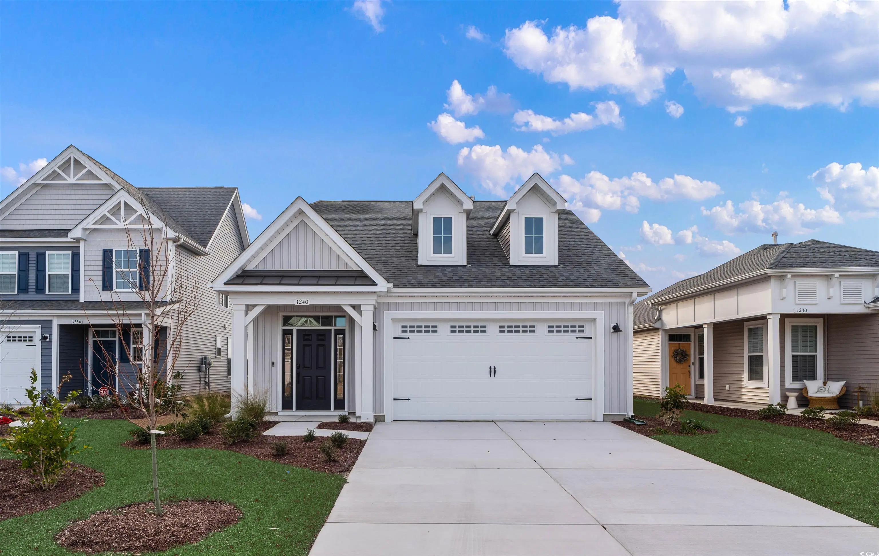 Photo of Listing #2527699