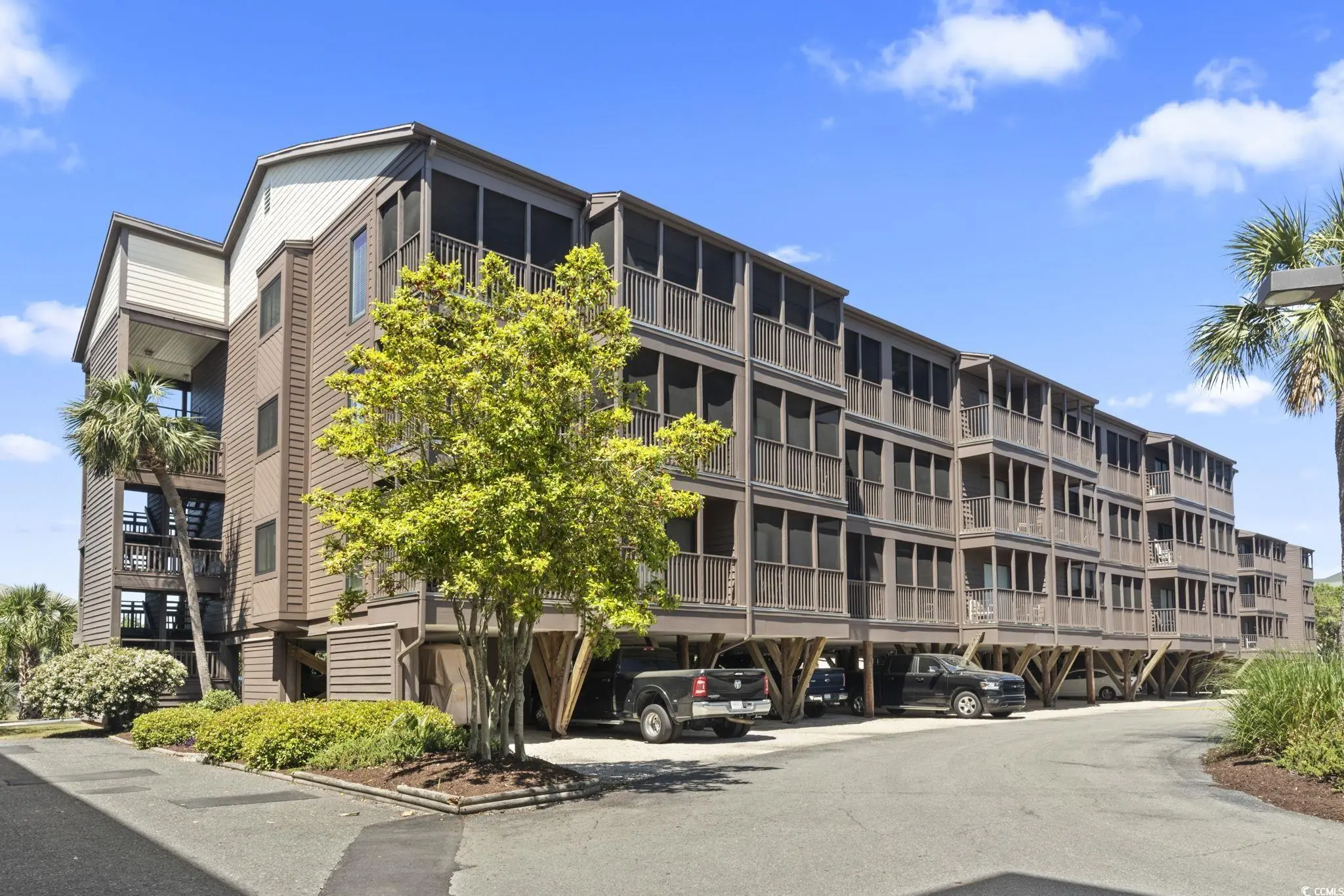 Photo of Listing #2527770