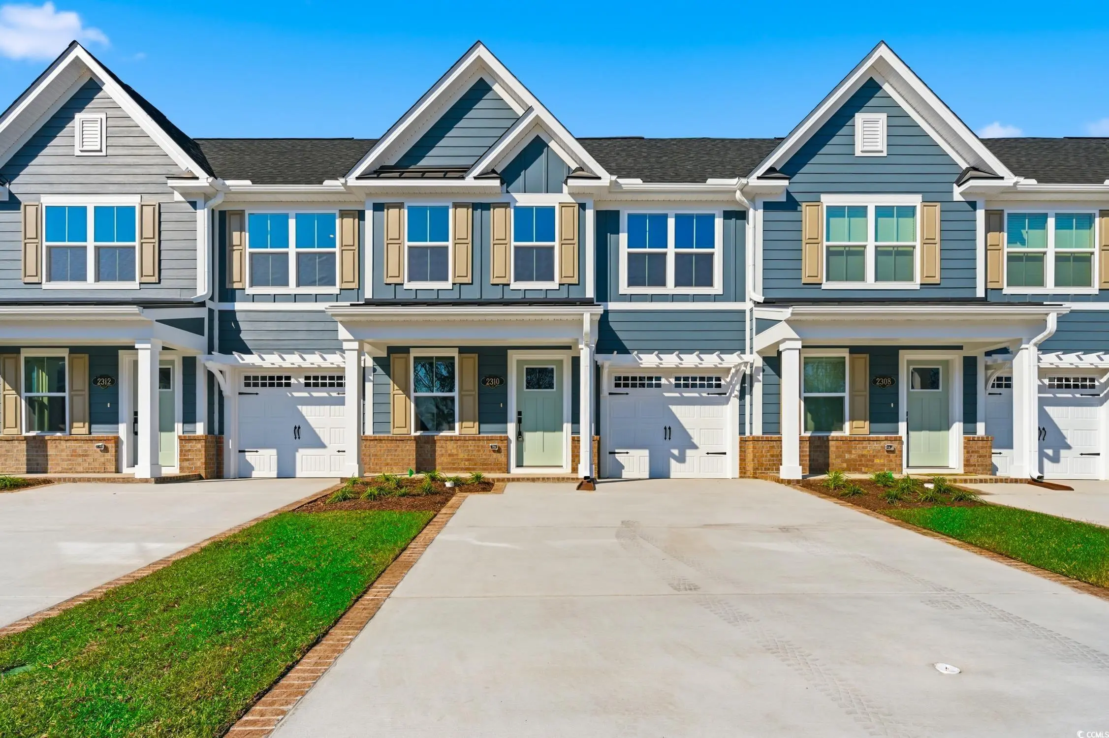 Photo of Listing #2527859