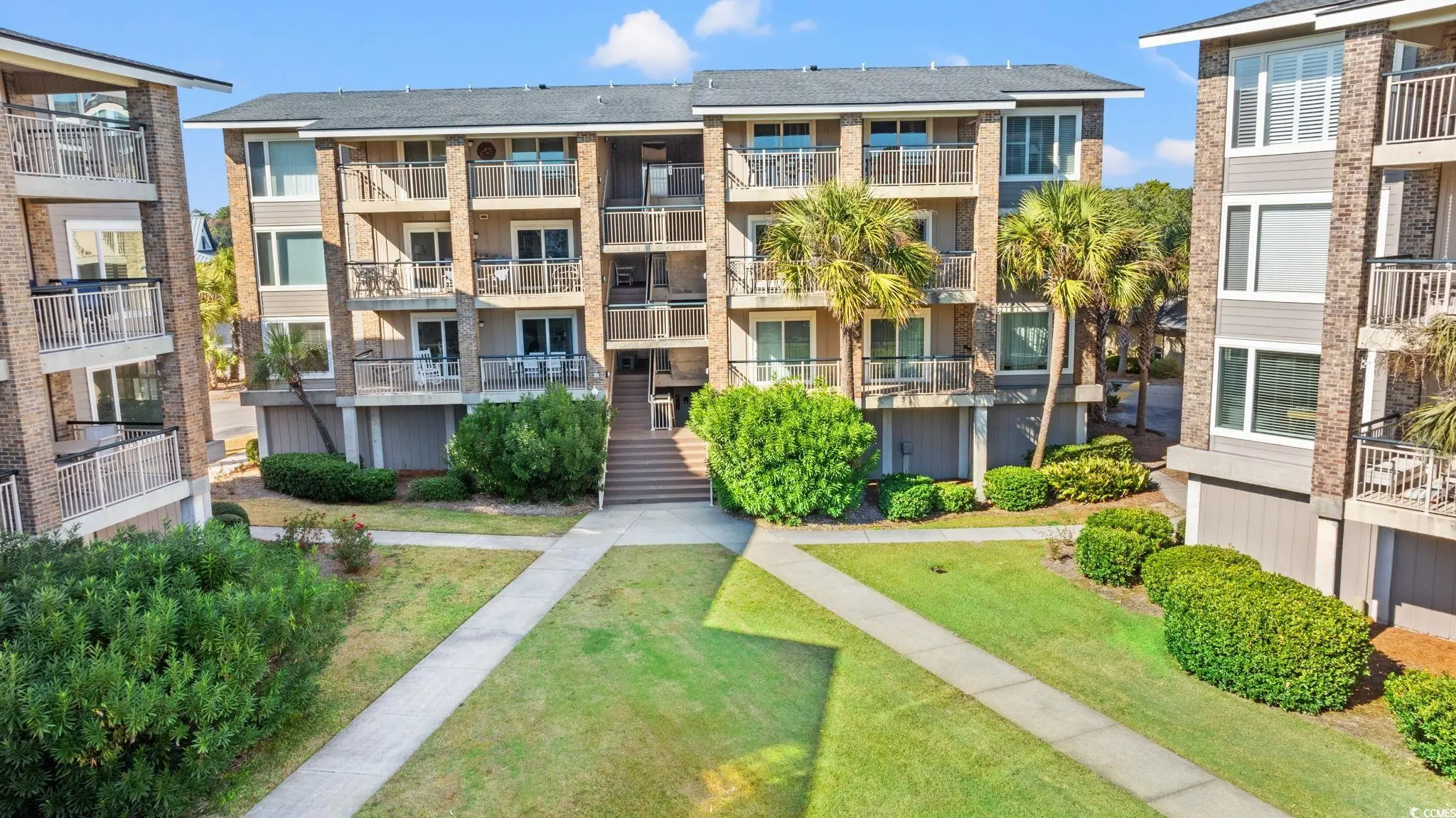 Photo of Listing #2528034