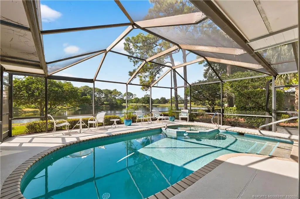 Photo of Listing #M20053197