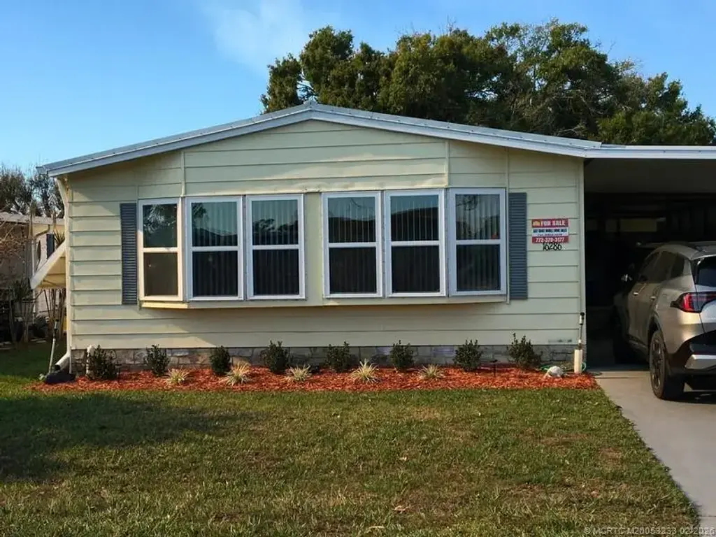16286 Three Wood Way, Indiantown