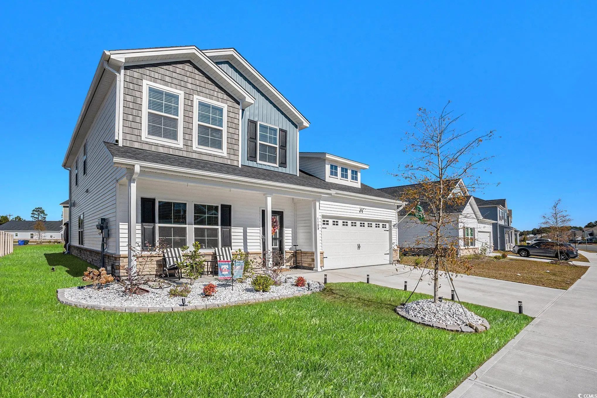 Photo of Listing #2528153