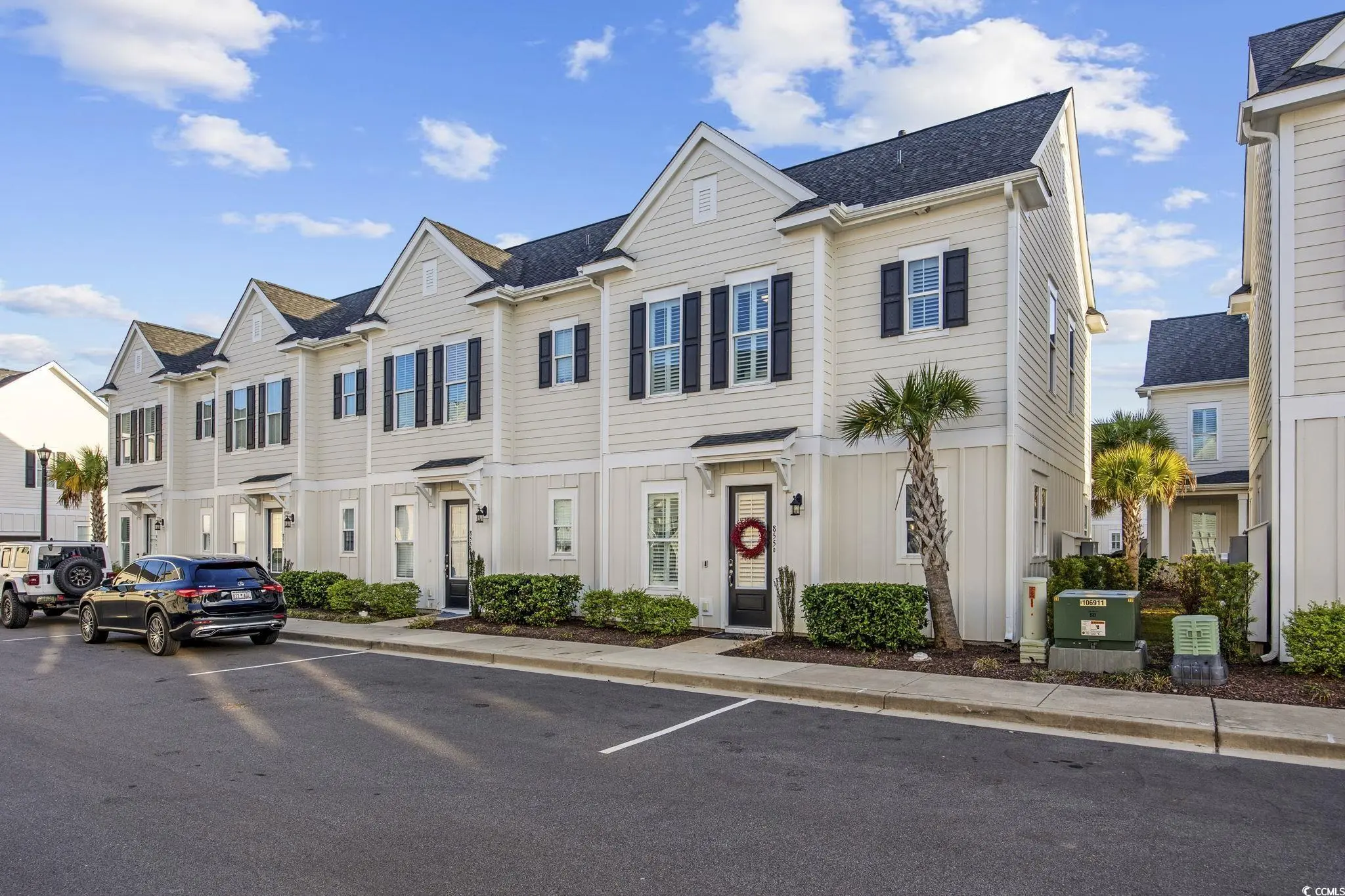 Photo of Listing #2528358