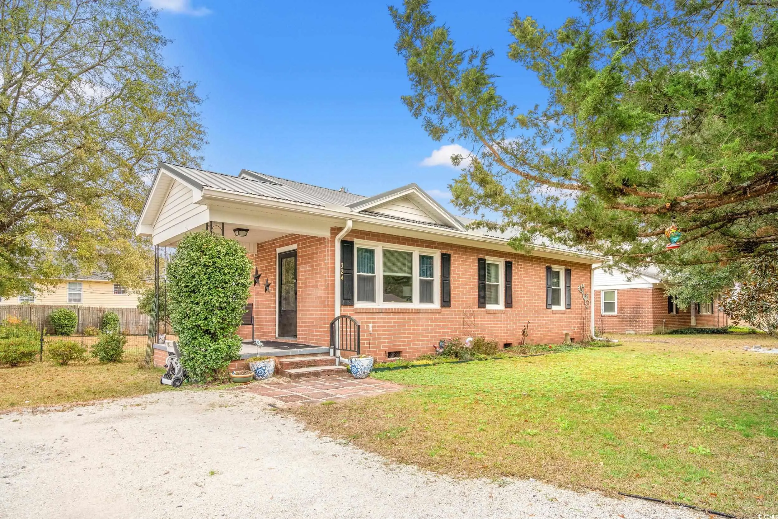 Photo of Listing #2528549