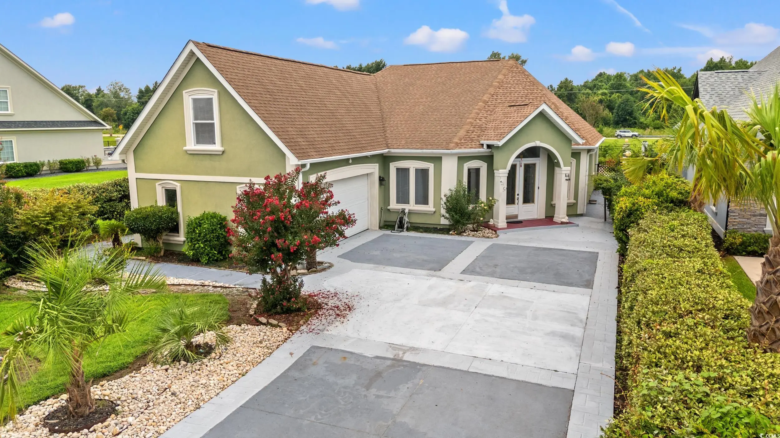 Photo of Listing #2528673