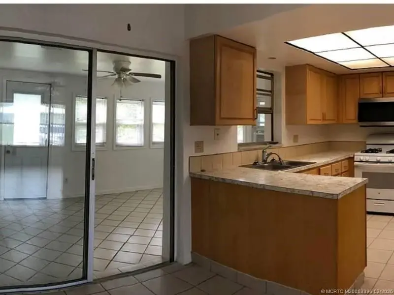 3 of 8 - 874 Ivanhoe Drive, Port St. Lucie, FL