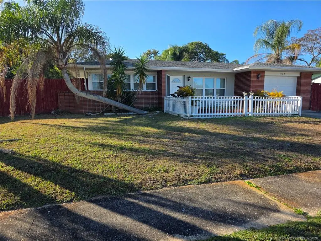 5 of 8 - 874 Ivanhoe Drive, Port St. Lucie, FL