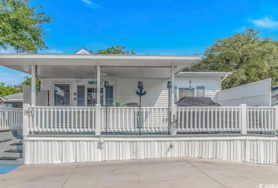 Photo of Listing #2528953