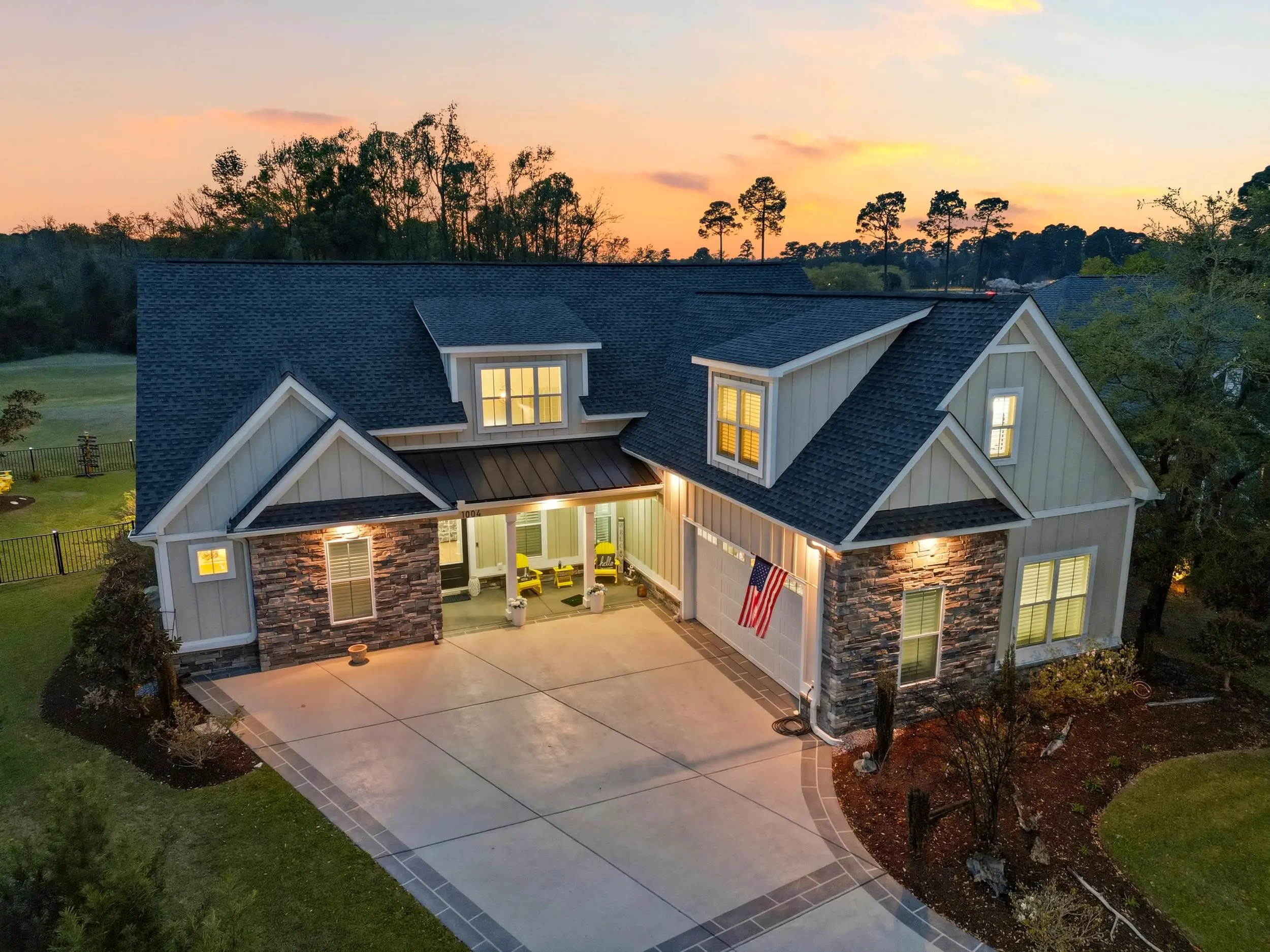 Photo of Listing #2529059