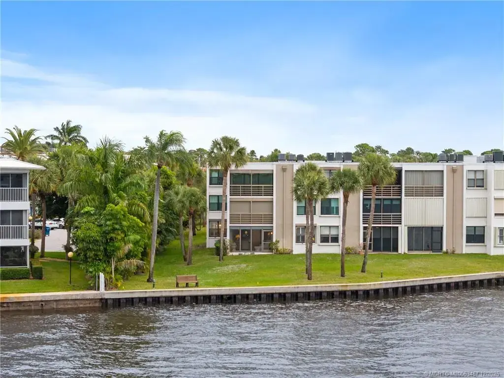 1950 Palm City Road 8-107, Stuart