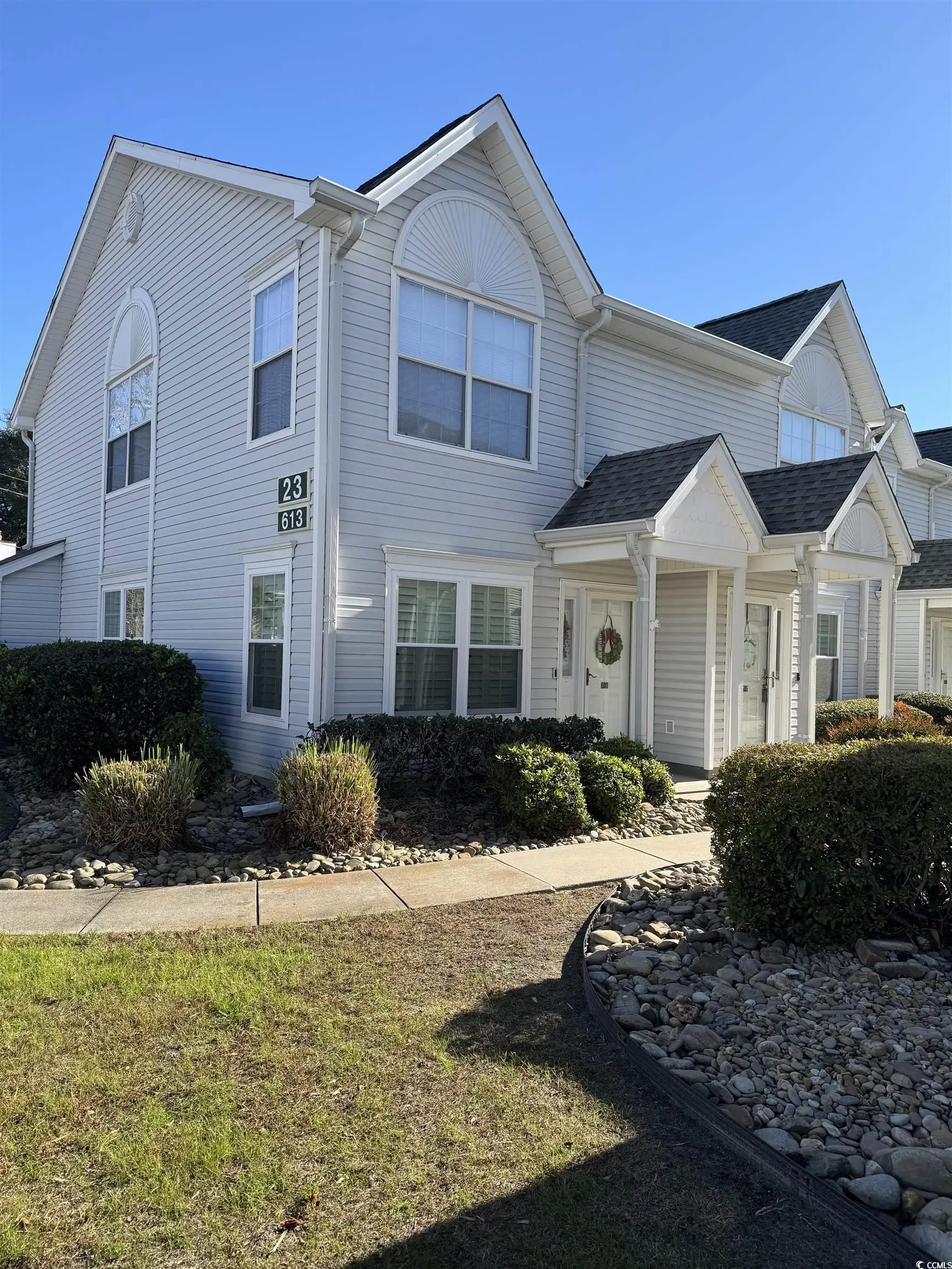 Photo of Listing #2529791