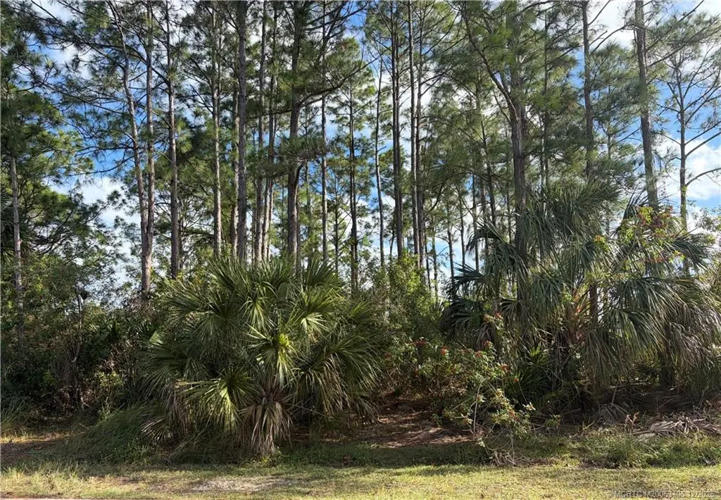 4 of 5 - 1115 Colonial Avenue, Palm Bay, FL