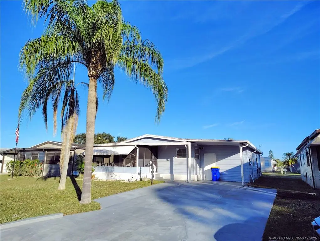 2581 Pontiac Place, Stuart