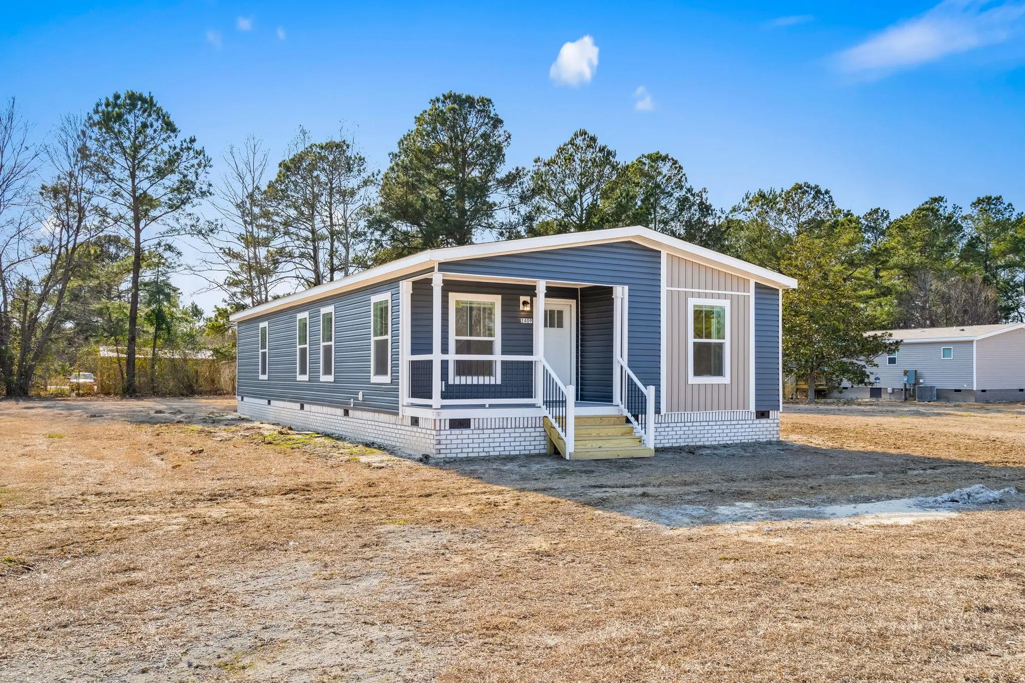 Photo of Listing #2529956