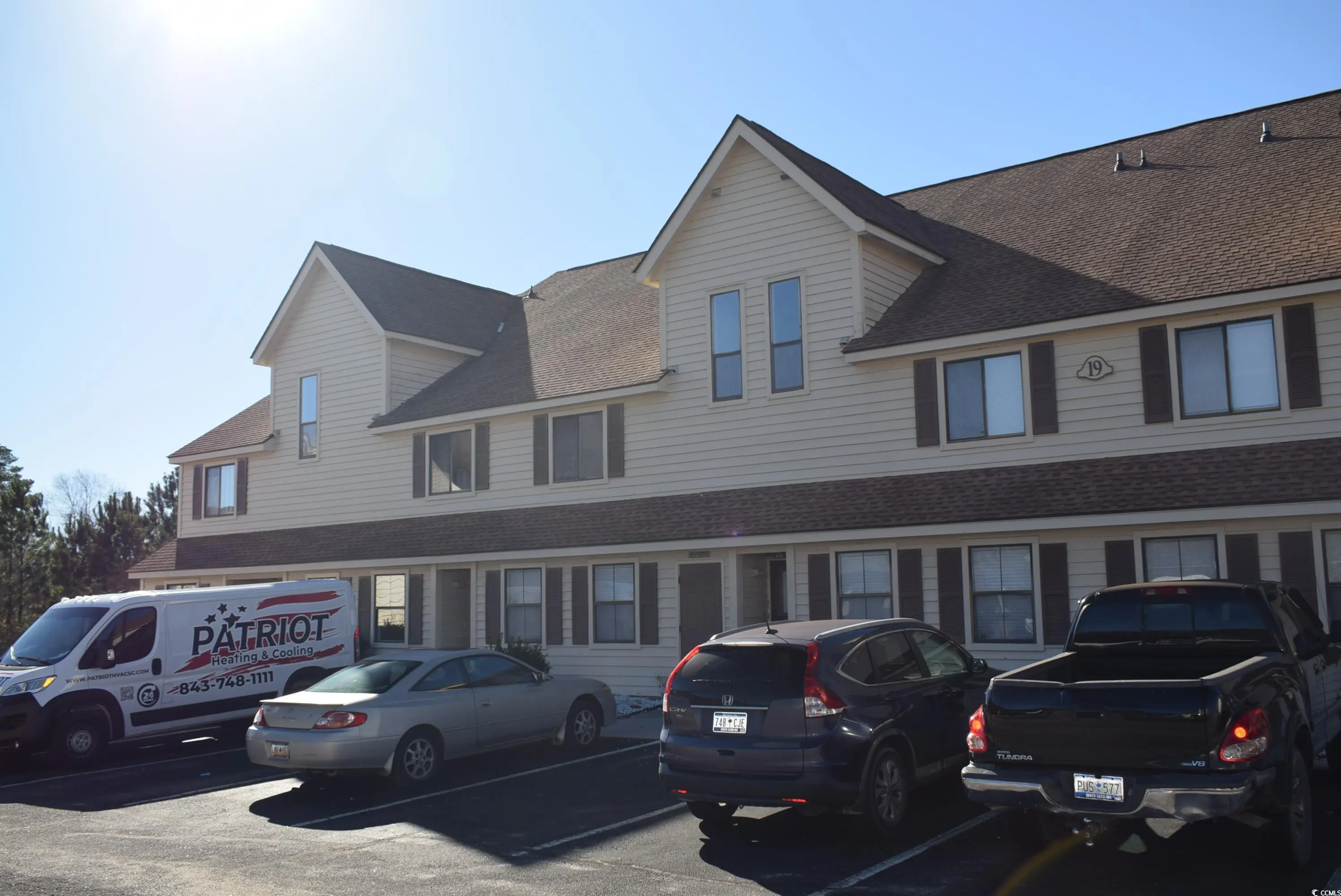 Photo of Listing #2530066