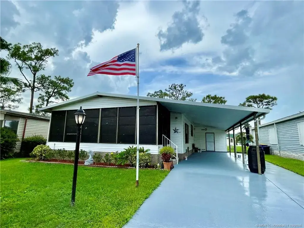 14524 Rake Drive, Indiantown