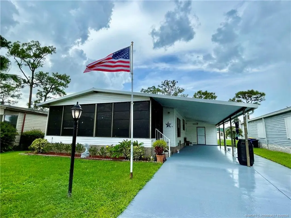 14524 Rake Drive, Indiantown