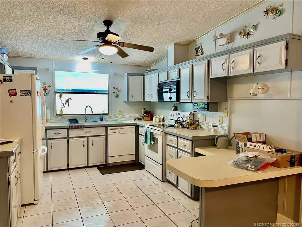 4 of 24 - 14524 Rake Drive, Indiantown, FL