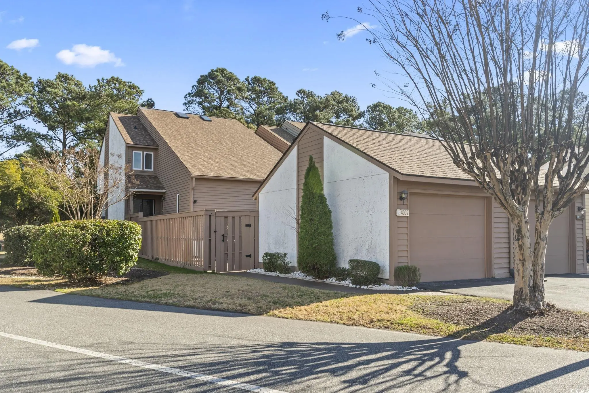 Photo of Listing #2530185