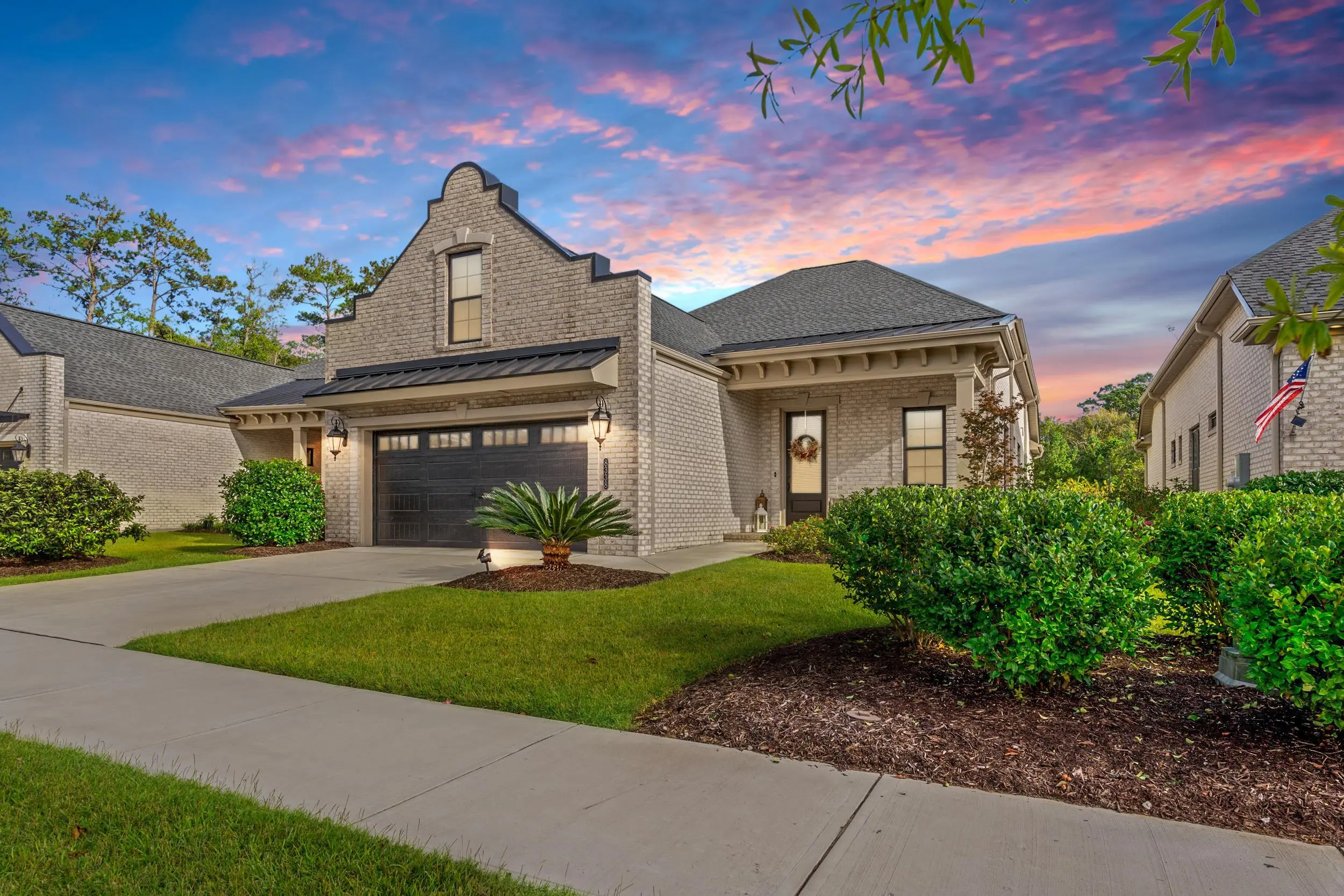 Photo of Listing #2600008