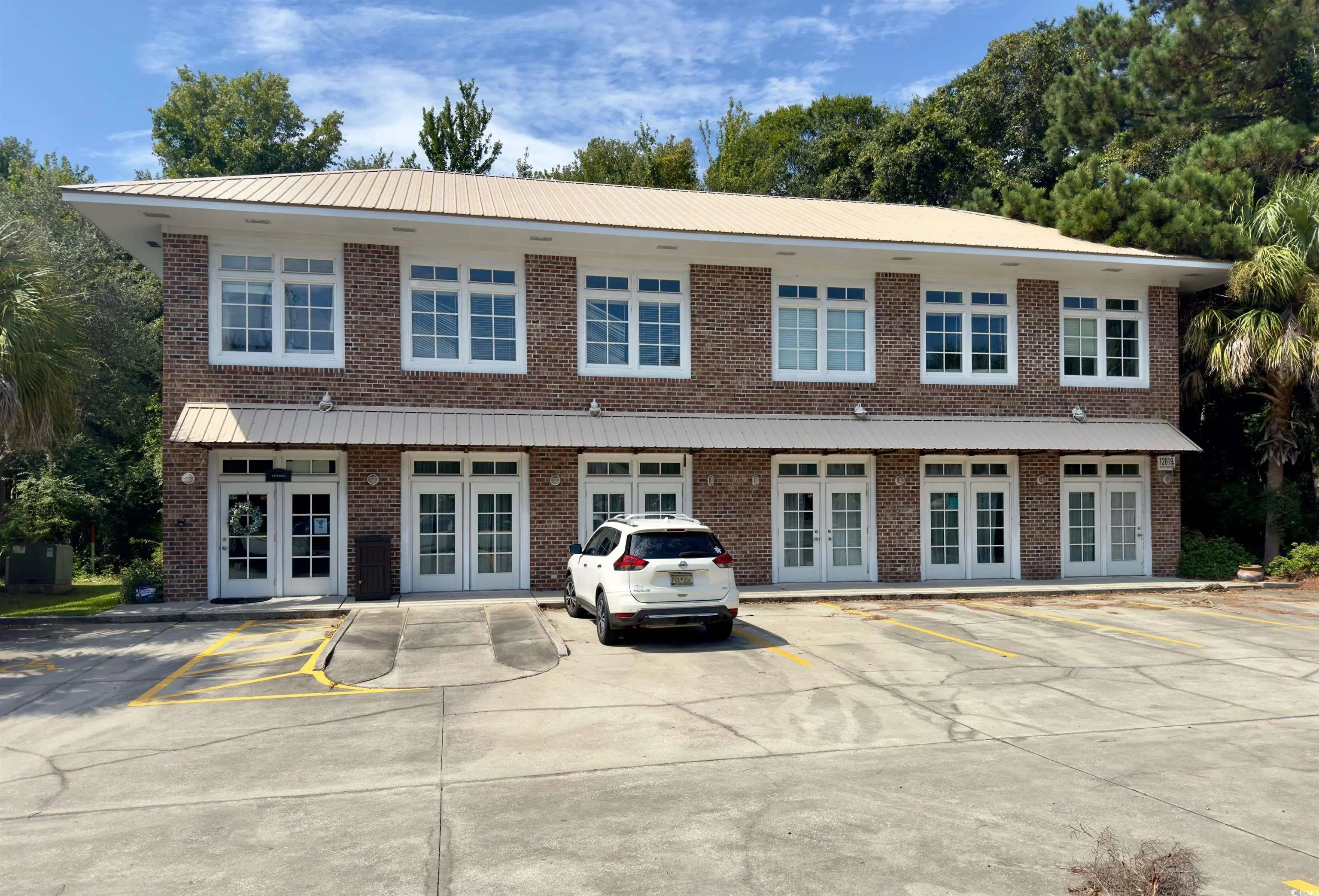 Photo of Listing #2600132