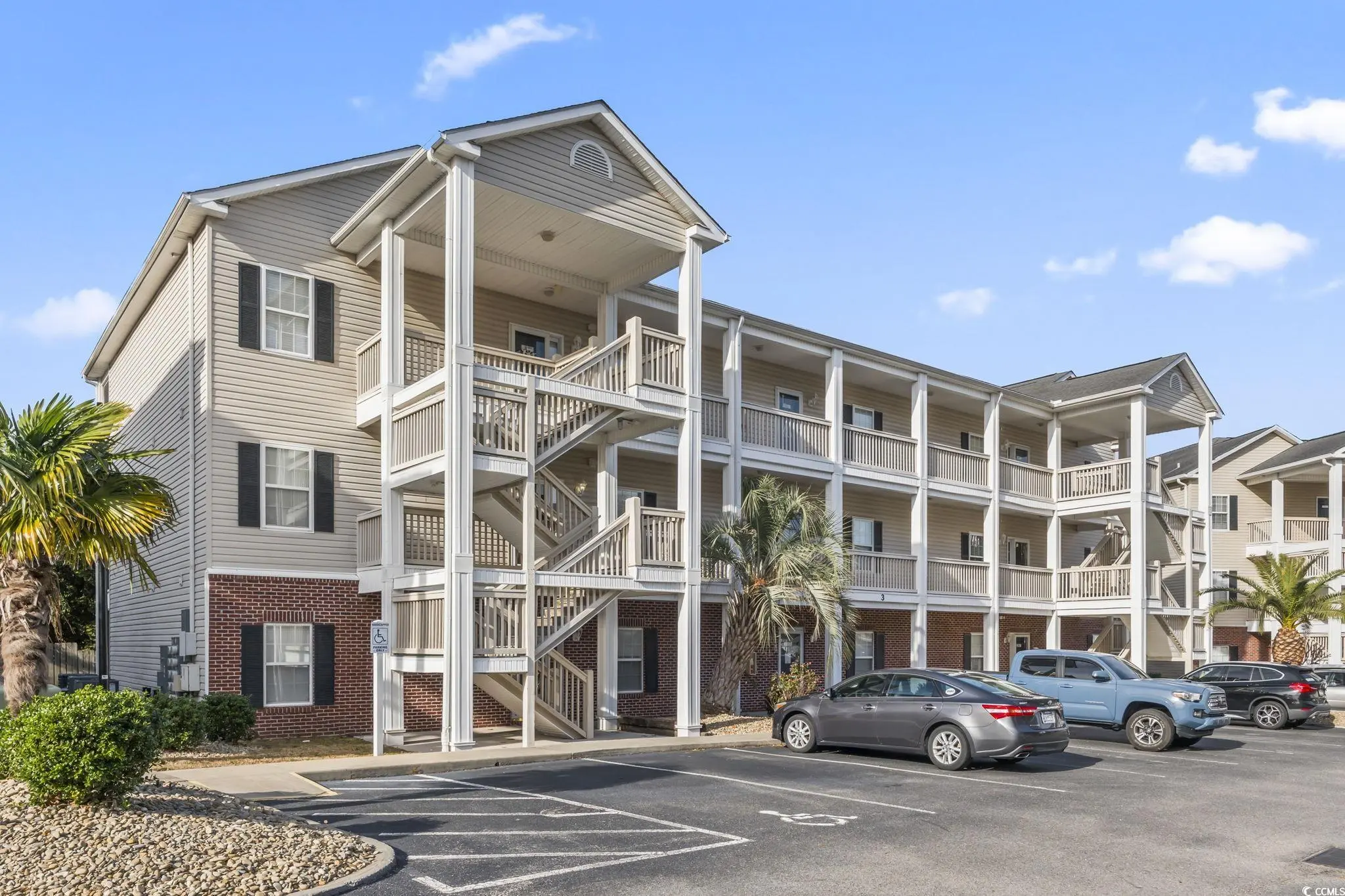 Photo of Listing #2600172