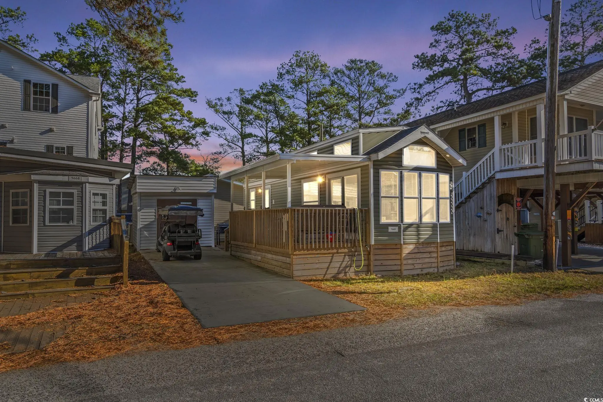 Photo of Listing #2600464