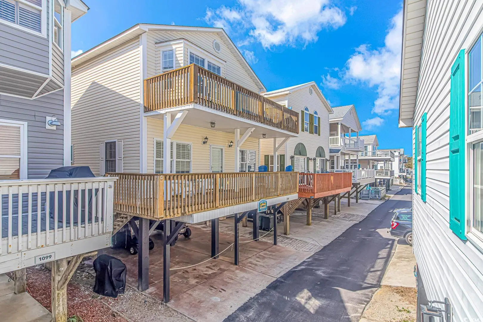 Photo of Listing #2600737