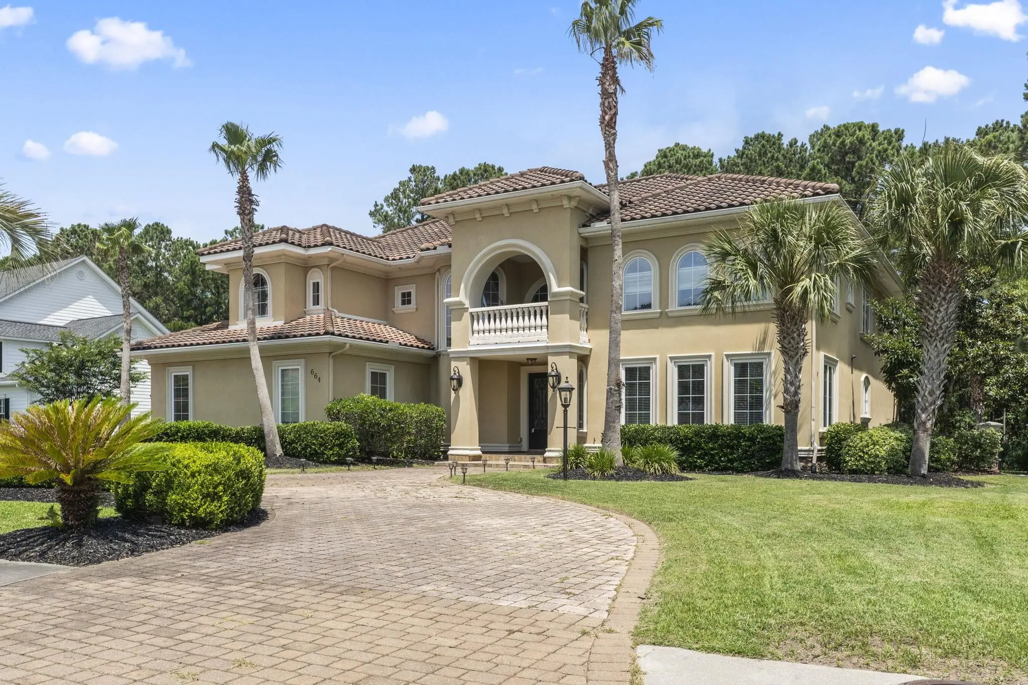 Photo of Listing #2600813